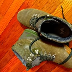 Women's Forsake boots